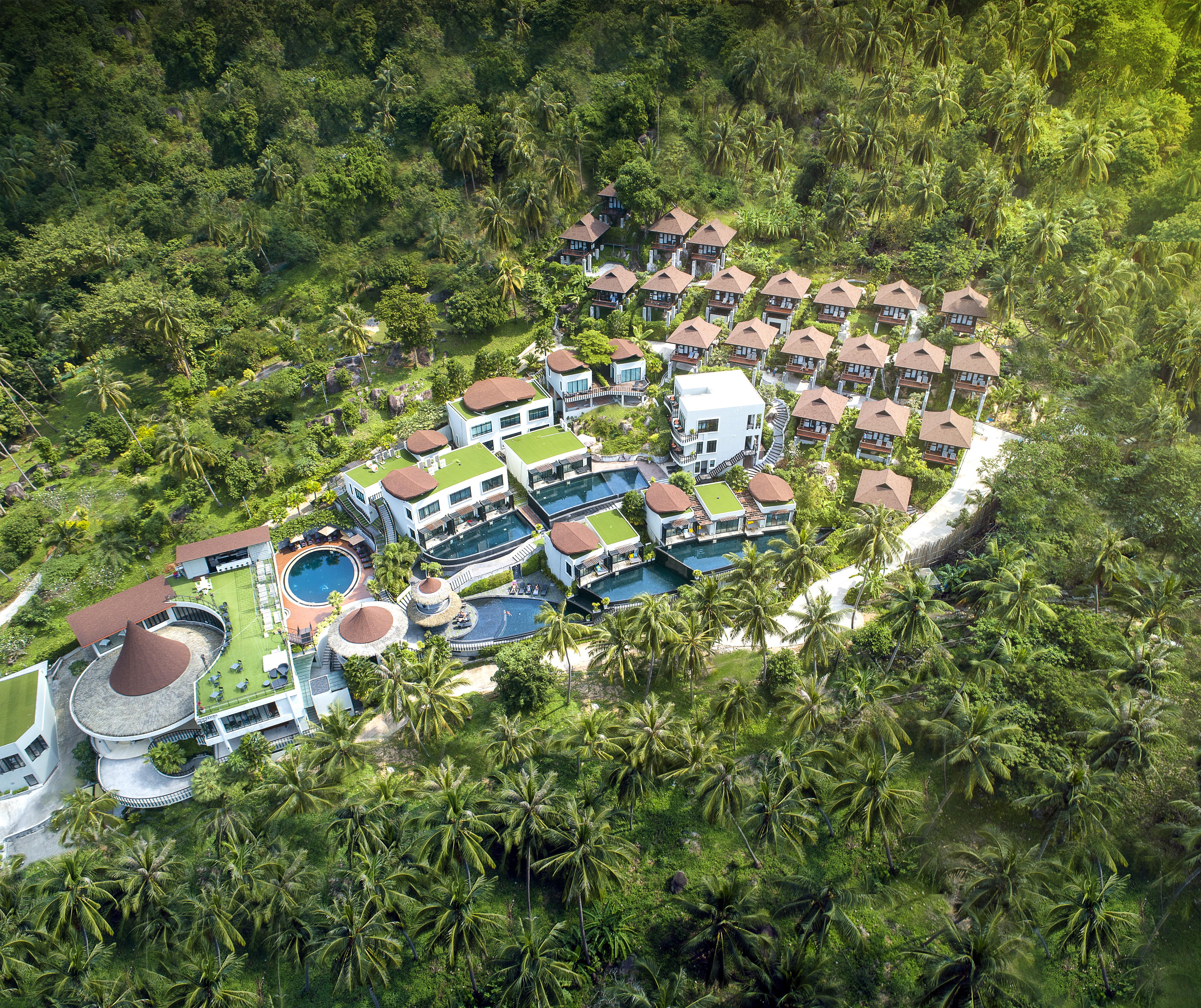 The Tarna Resort, Resor