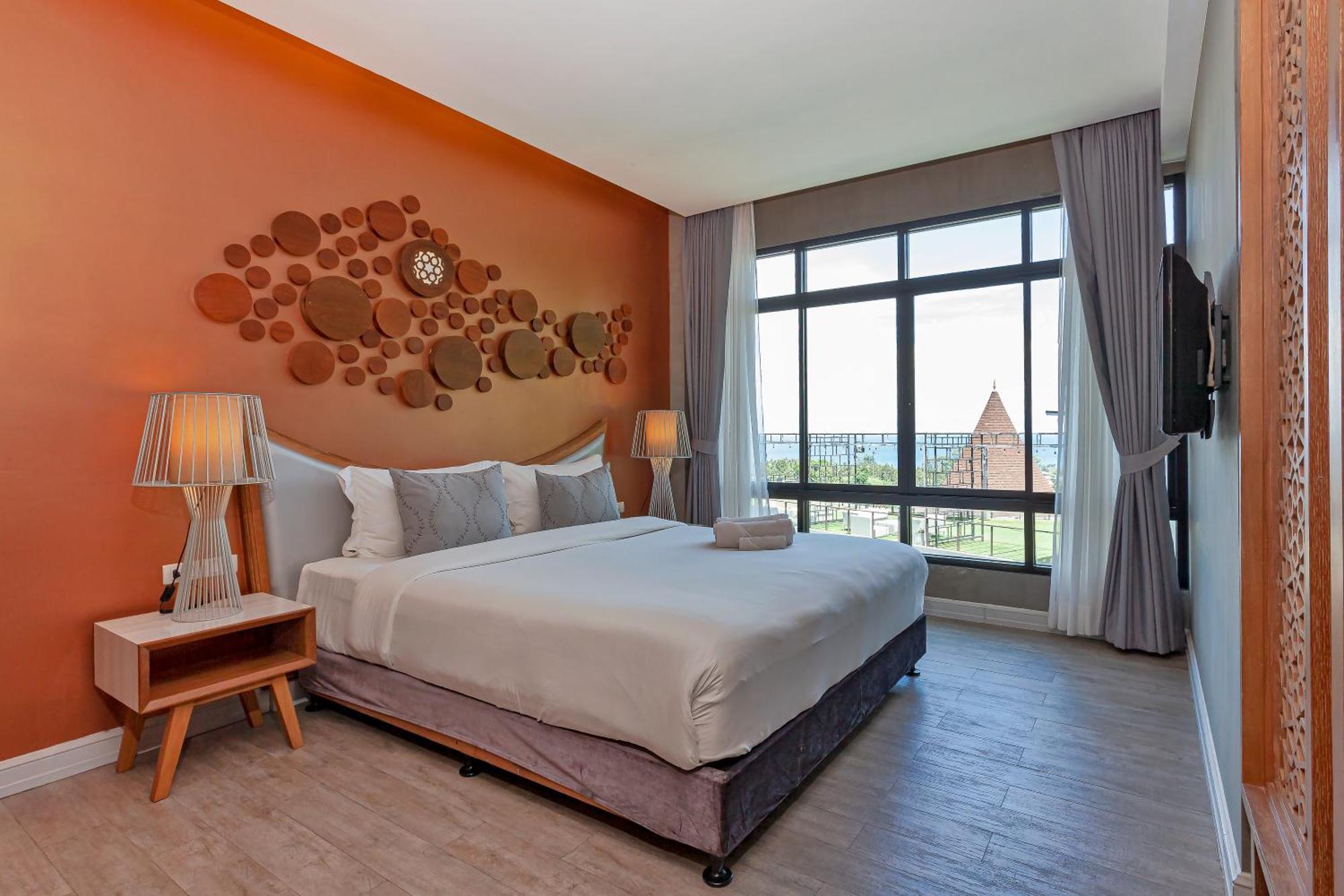 The Tarna Resort, Resor